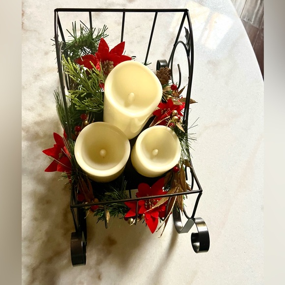 Holiday Sleigh with 3 LED Candles Christmas Decor - Picture 6 of 9